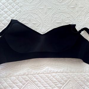 LULULEMON SIZE 36D bra